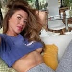 Rose Amos - @mojiamos - Instagram
