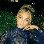 Rose Bertram - @goddessbertram - Instagram