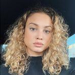 Rose Bertram - Facebook