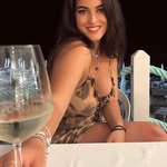 Rose Bratcher - @rosewhitebleak - Instagram