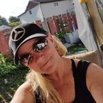 Rosalie Cameron - @rose.cameron.758 - Instagram