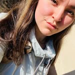 Dezriell Rose Crowe - @dezriellcro - Instagram