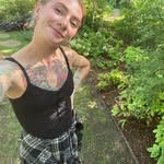 Mackenzie Rose-Forbes - @mama.mack.gardens - Instagram