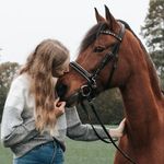 Frieda - @frieda._.rose - Instagram