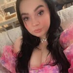 Alexandra Rose Holliday - @macaroninwheeze - Instagram