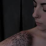 Charlette Rose Karam - @charlette.karam.16 - Instagram