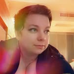 Rose Layton - @rosesaresquare - Instagram