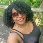 Rose Oakes - @riyibi1407 - Instagram