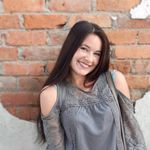 Jennifer Rose Parrish - @jenny.on.the.rox - Instagram