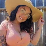 Rose Petit - @prettyanpetitexx - Instagram