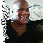 Rose Squire - @squirerose - Instagram