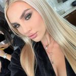 Rose Stillman - @kunlehhardey - Instagram