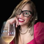 Rose A. Vázquez | 🤩🥂🤩 - @vinosconrose - Instagram