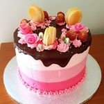 Rose Whitfield - @buns_and_roses1 - Instagram