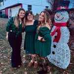 Nicole Holy-Cannoli - @roseanne_conner - Instagram