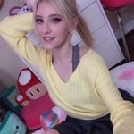 Roselle Williams - @rosellew22 - Instagram