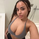 Roselyn Deandra - Facebook