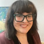 Roselyn Moore - @readingagainroselyn - Instagram