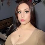 Rosemary Grace Wheat - @rosee.ey - Instagram