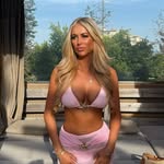 ℝ𝕠𝕤𝕚𝕖 𝔸𝕝𝕝𝕚𝕤𝕠𝕟 𝕎𝕒𝕝𝕖𝕤 - @rosiewaless - Instagram