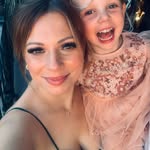 Rosie Dutton - @rosiedutton - Instagram