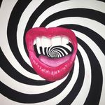 Rosie Goff - @oddgawfulart - Instagram