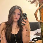 Rosie Lynch - @rosieelynchhxo - Instagram