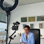 Rosie Maxwell - @rosiemaxwell_fx_trader - Instagram