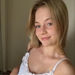 Rosie Saunders - Facebook