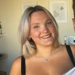 Rosie Tothill - @rosie_tothill - Instagram