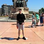 Ross Chambers - @rosschambers123 - Instagram