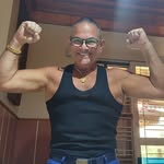 Ross Lakin - @rossinthai - Instagram