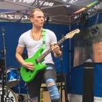 Ross Phipps guitars - @ross_phipps_250 - Instagram
