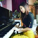 Rosy lin - @gloria_moe - Instagram
