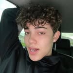 @_rowaneldridge - Instagram