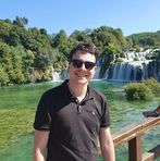 Rowan Ellis - Facebook