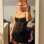 Rowena x - @rowenacarr_ - Instagram