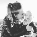 Rowena Knight - @rowieknight - Instagram