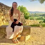 Rowena Reid - @rowena.reid - Instagram