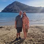 Rowena Thompson - @rowenathompson656 - Instagram