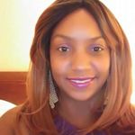 Roxana Smith - @makingdealsinhighheals - Instagram