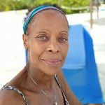 Roxana Young - @ryoung230 - Instagram
