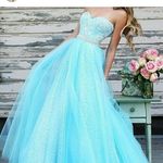 roxanne - @roxanne_williams_ - Instagram
