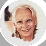 Roxanne Ball - @roxanneball200 - Instagram