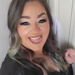 Roxanne Holt - Facebook