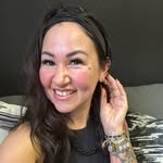 Roxanne Holt - @roxy_loves_beauty - Instagram