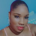 Roxanne Josephs - @roxanne.josephs - Instagram
