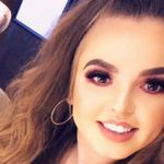 Roxanne Larkin - @__roxx - Instagram