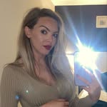 Roxanne LeQuesne - @roxanne.le - Instagram