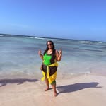 Roxanne T. Lyons - @roxyroxanne46 - Instagram